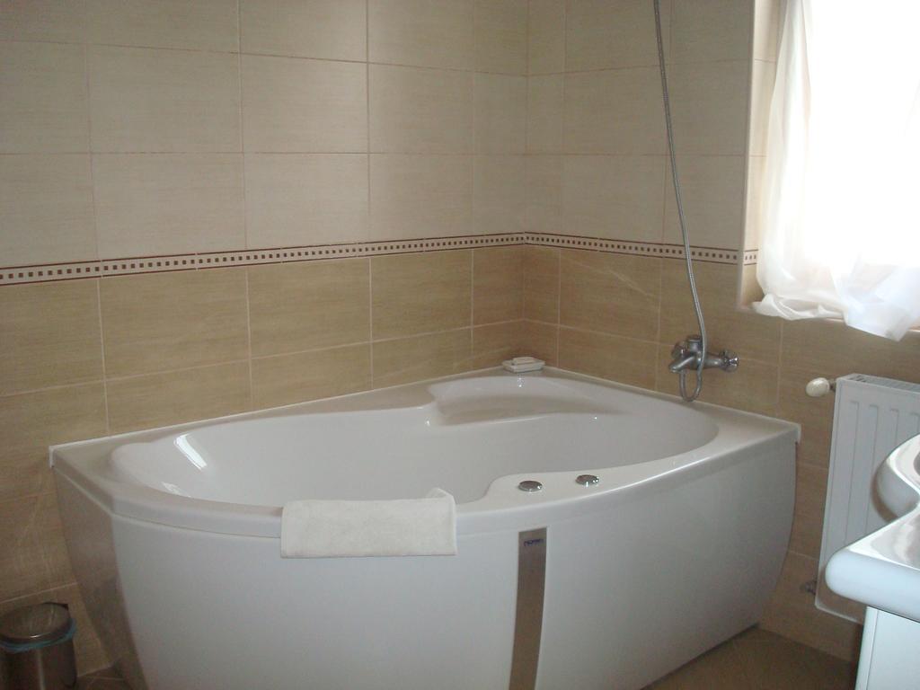 Guesthouse Kohári Egerszalók Pokoj fotografie